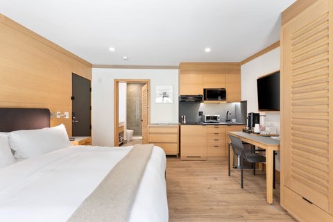 SA BEACH SUITE TWO INTERIOR