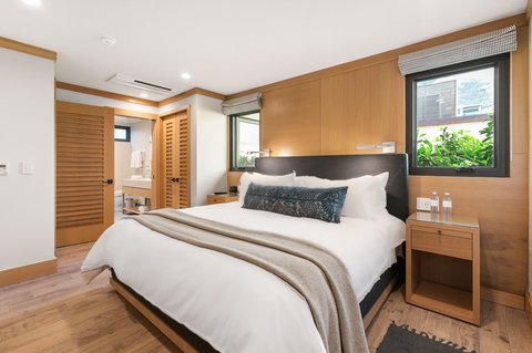 SA BEACH SUITE FOUR