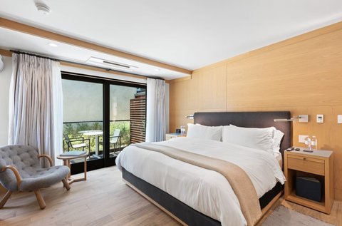 SA BEACH SUITE TWO