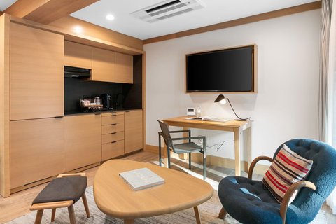 SA BEACH SUITE FOUR INTERIOR