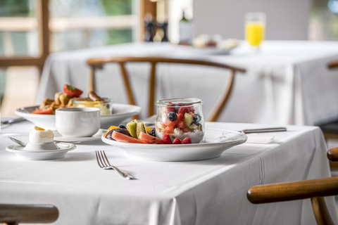 Breakfast Table