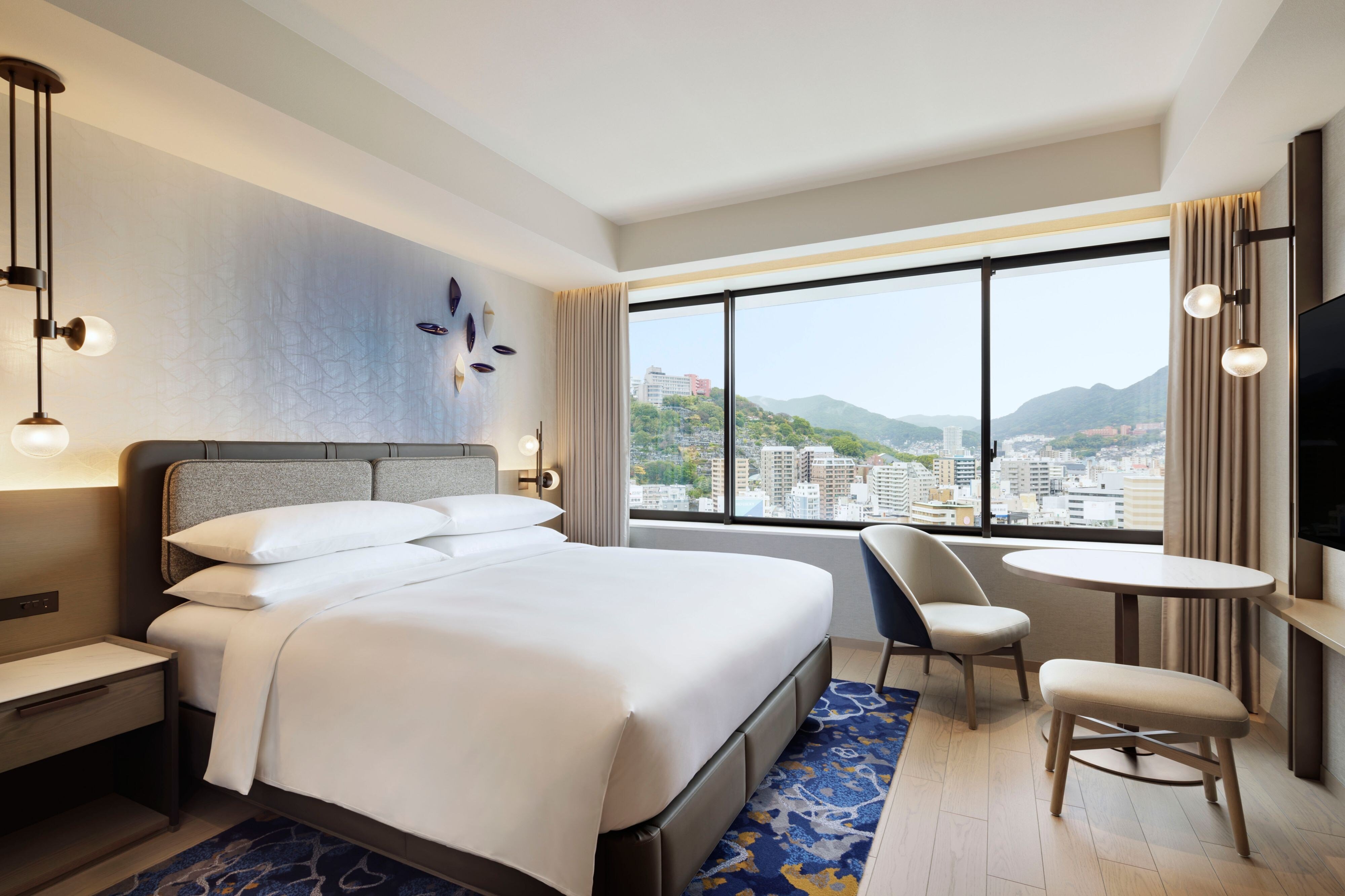 Nagasaki Marriott Hotel-guestroom-Hotel Deluxe King.jpg