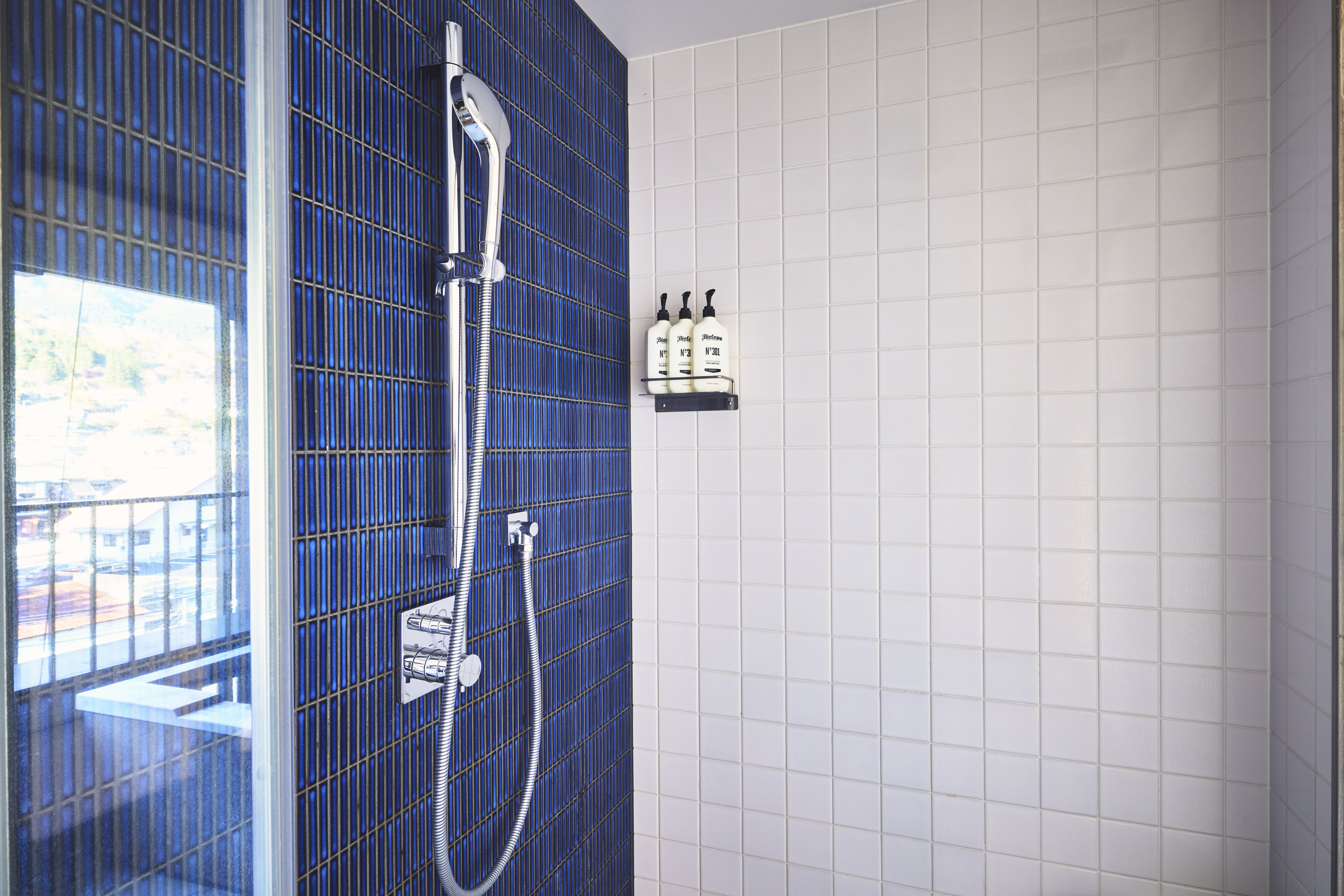 HOTEL INDIGO HAKONE GORA BY IHG-guestroom-Shower room.jpg