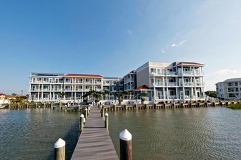 Fairfield Inn & Suites by Marriott Chincoteague Island Waterfront