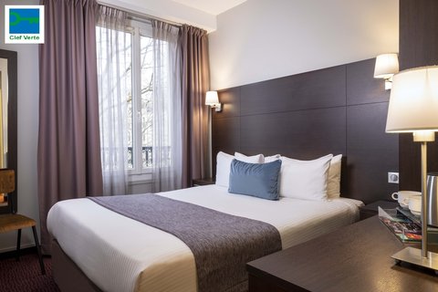 815146 Guest Room