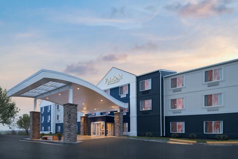 Exterior - Front Entrance View