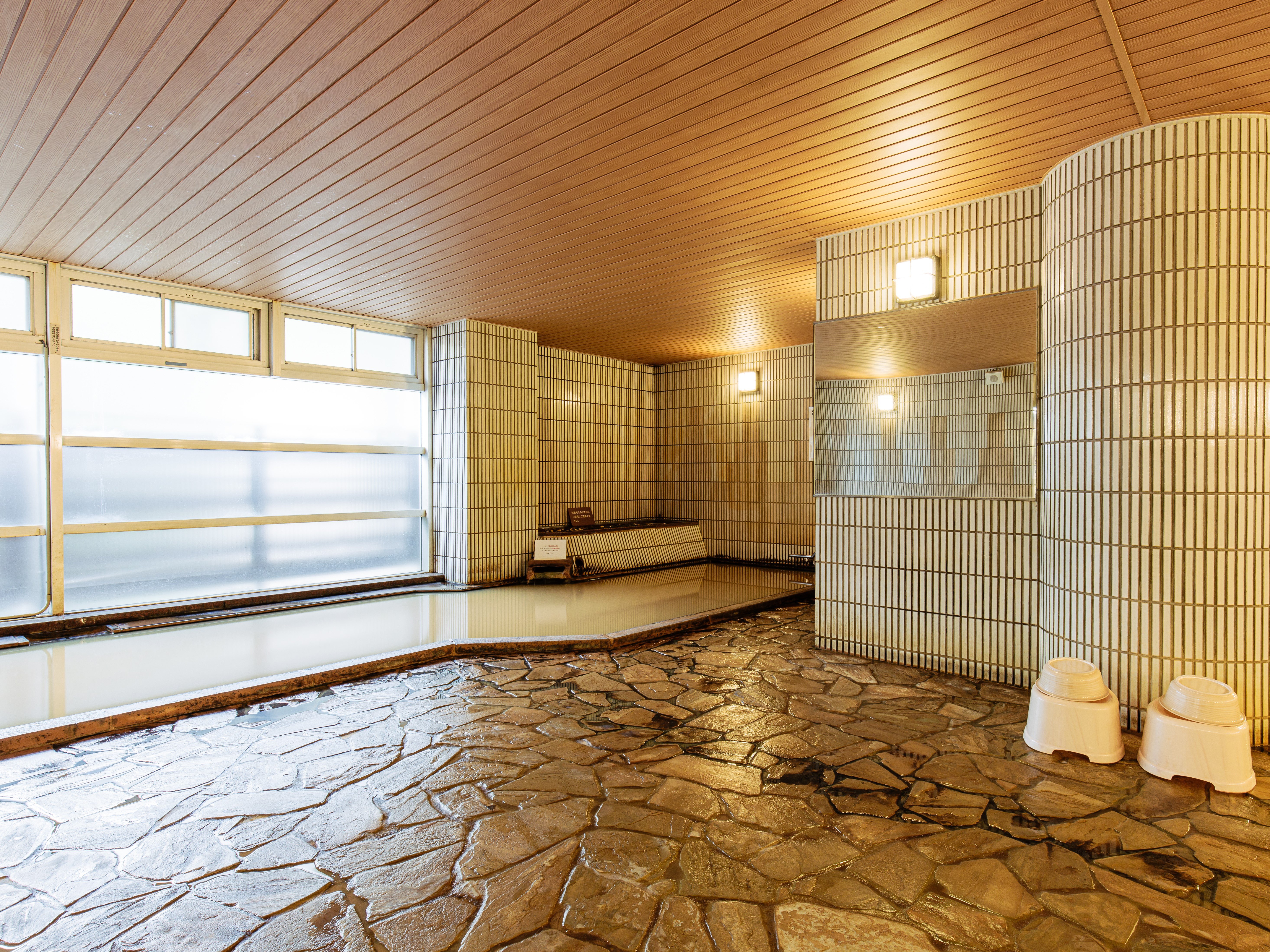 KAMENOI HOTEL ARIMA-guestroom-KAMENOI HOTEL ARIMA Onsen Female Big Bath.jpg