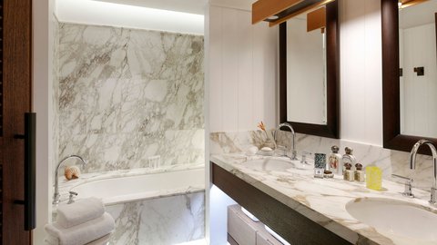 Junior Suite Piscine Vue Mer