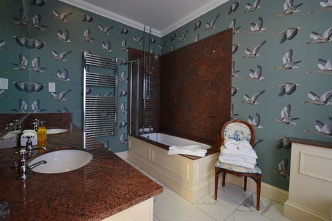 KINLOCH HOUSE HOTEL - Photo 10