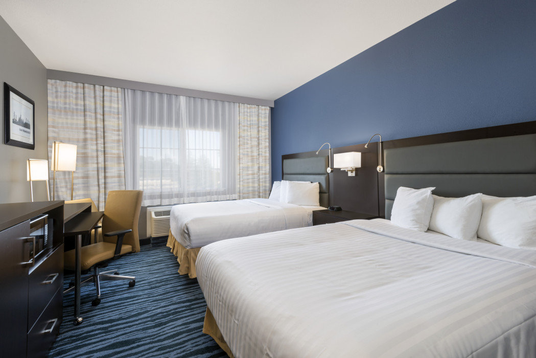 HOTEL 1550-guestroom-Double Queen Bed Room 1.jpg