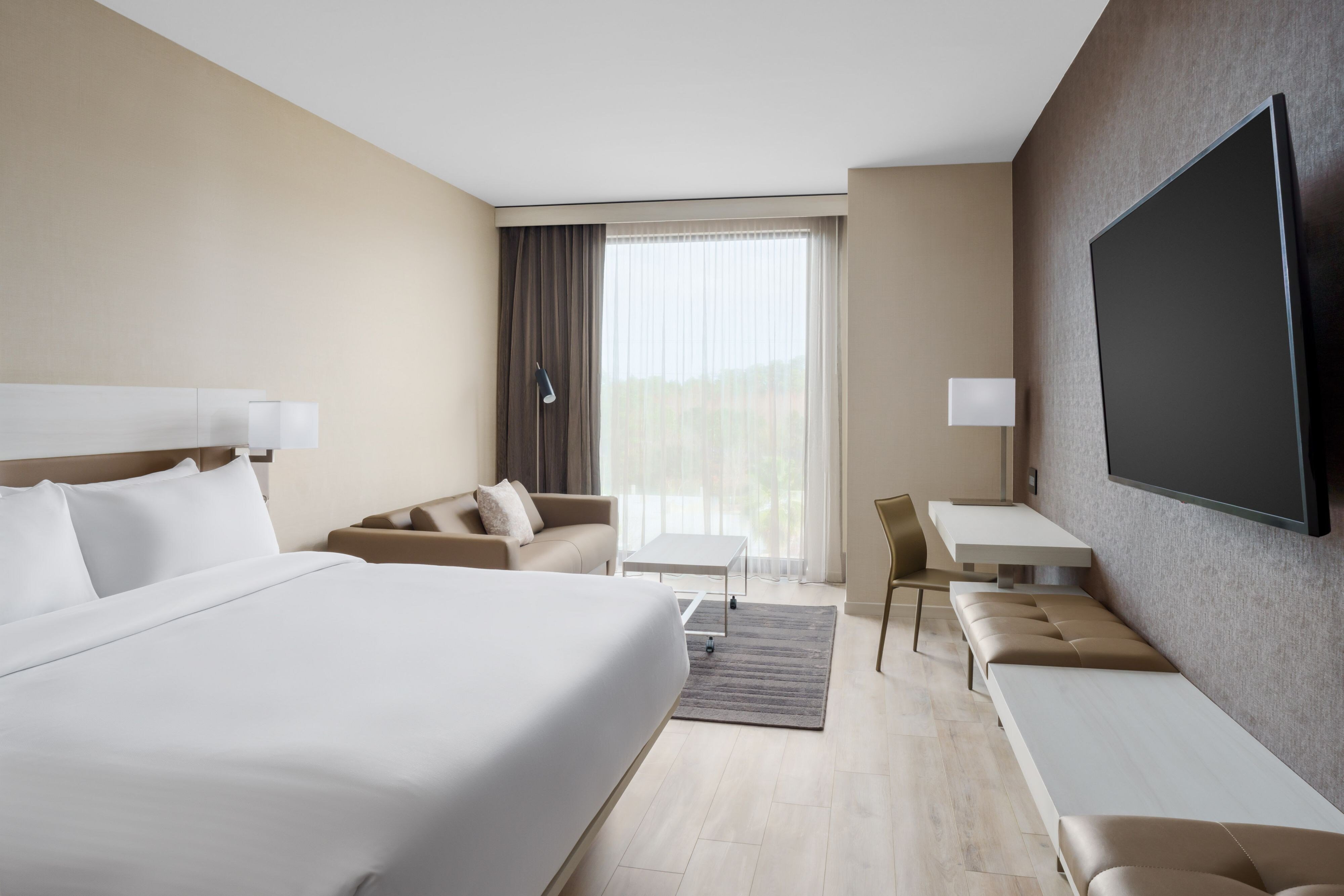 AC Hotels by Marriott Jacksonville St Johns Town Center-guestroom-King Bed, Guest Room.jpg