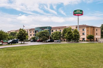 Courtyard by Marriott Lafayette