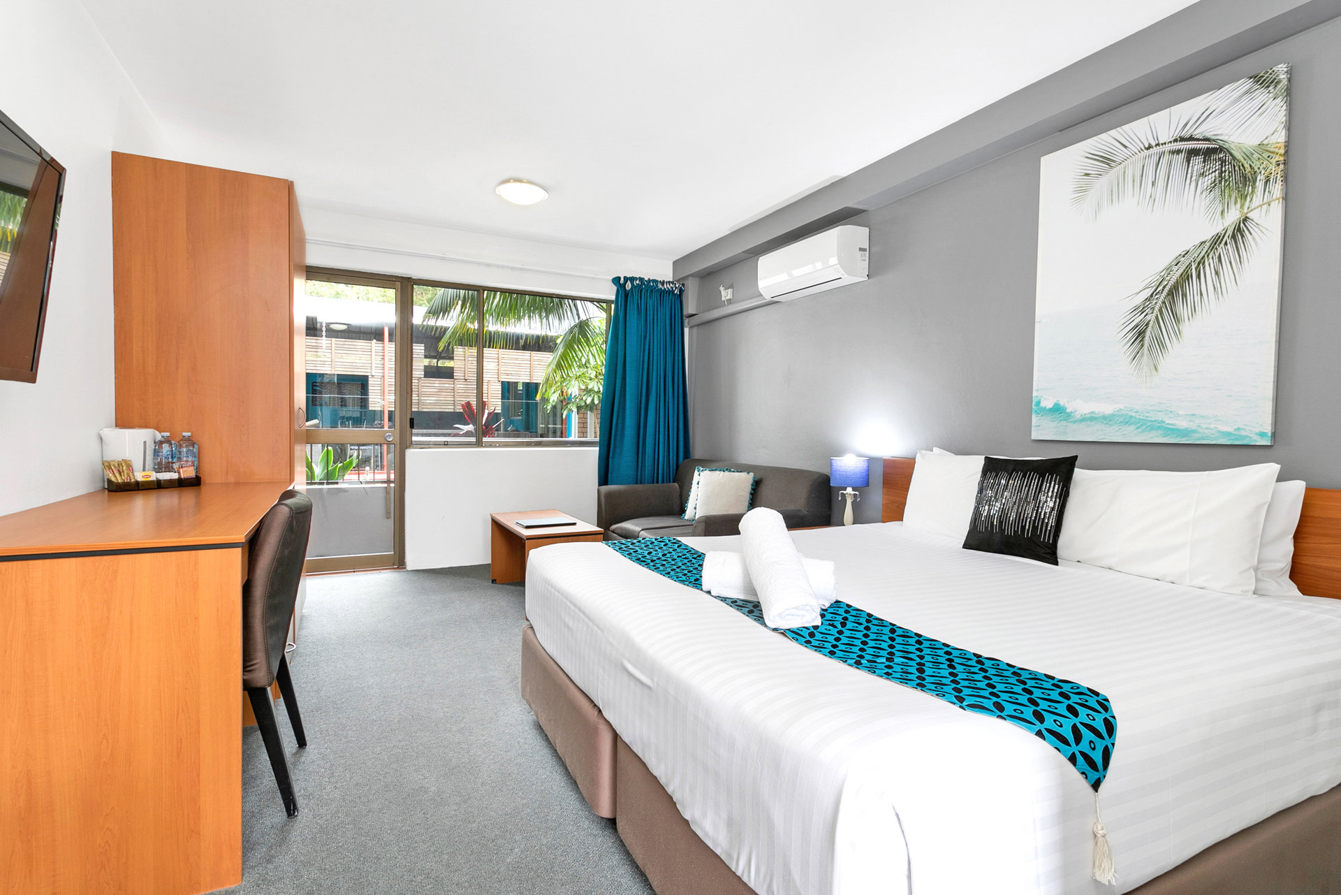 PENINSULA NELSON BAY MOTEL-guestroom-Standard King.jpg