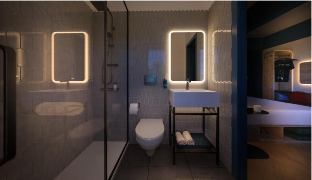 ROME CIAMPINO SMART HOTEL-guestroom-BATHROOM.jpg