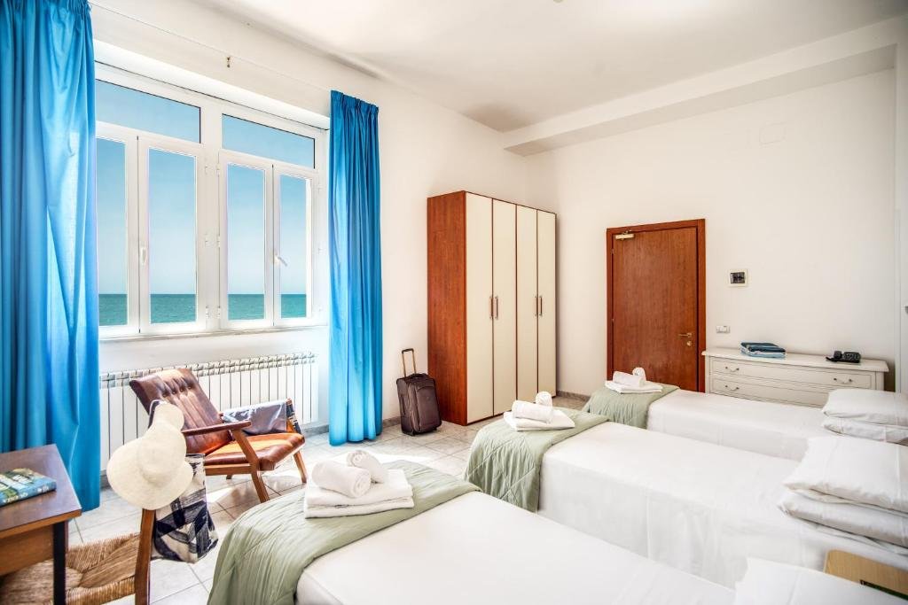 VILLA MG HOTEL-guestroom-GUEST ROOM.jpg