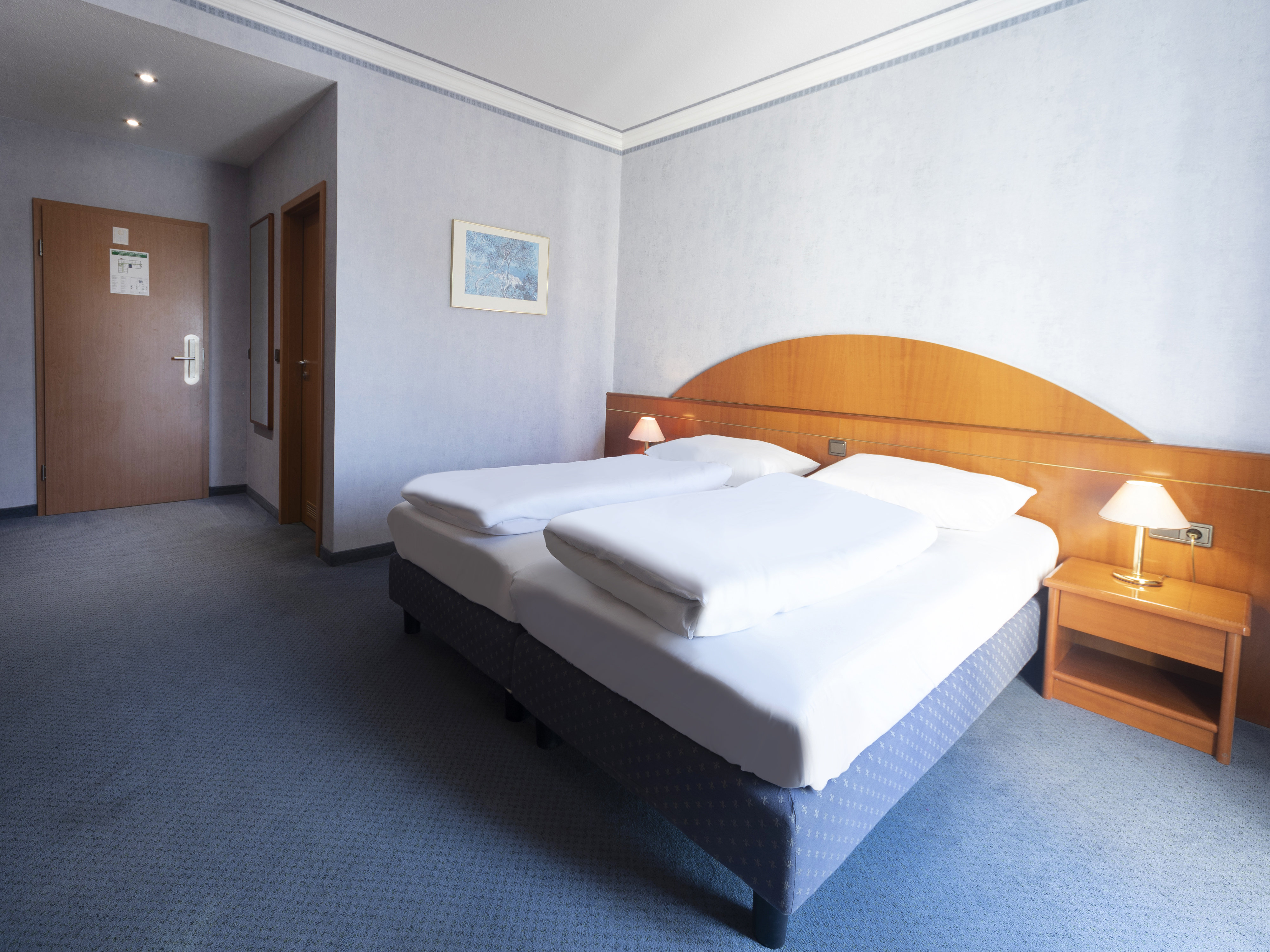 B&B HOTEL GOTHA-HBF-guestroom-Hotel Gotha Twinbed Room.jpg
