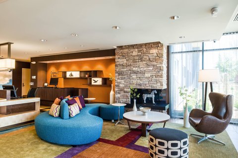 Lobby - Seating Area