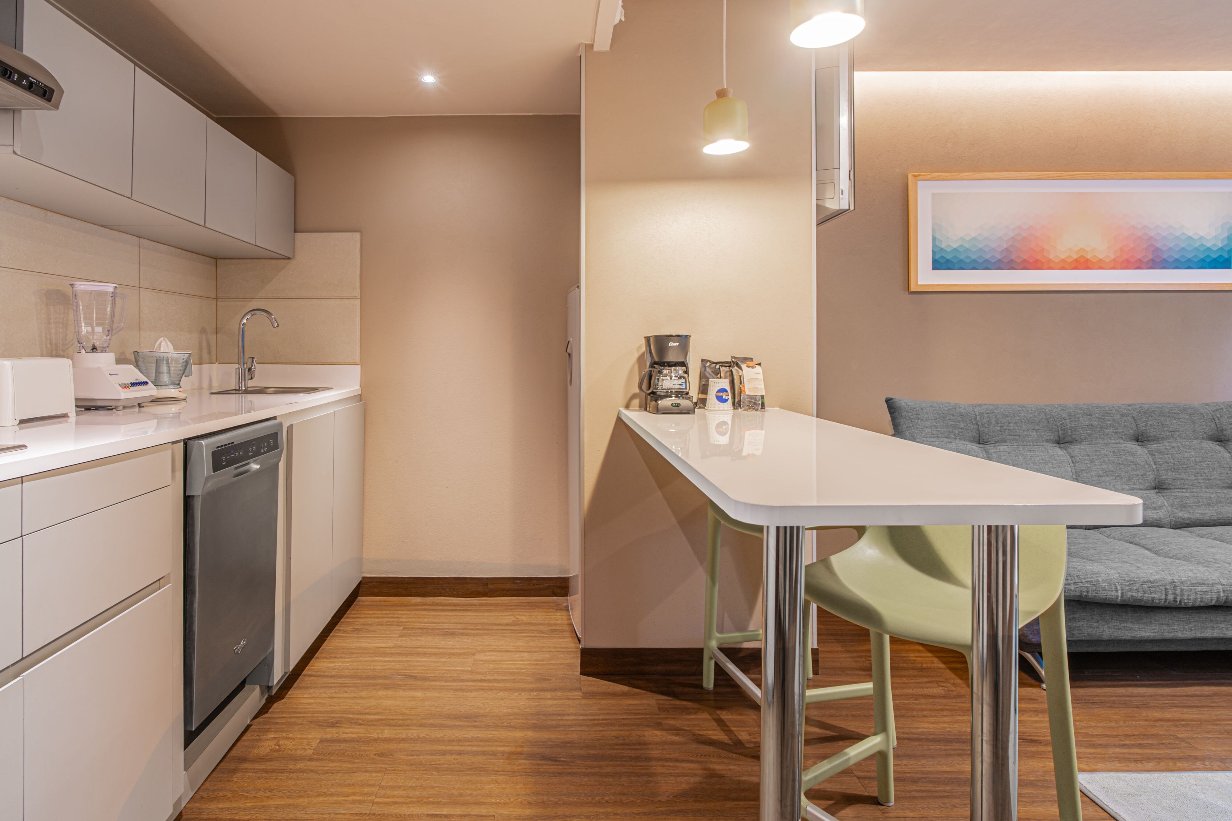 City Express Suites by Marriott Queretaro-guestroom-Junior Suite.jpg