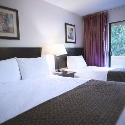 RECREATION INN AND SUITES-guestroom-Family Suite.jpg