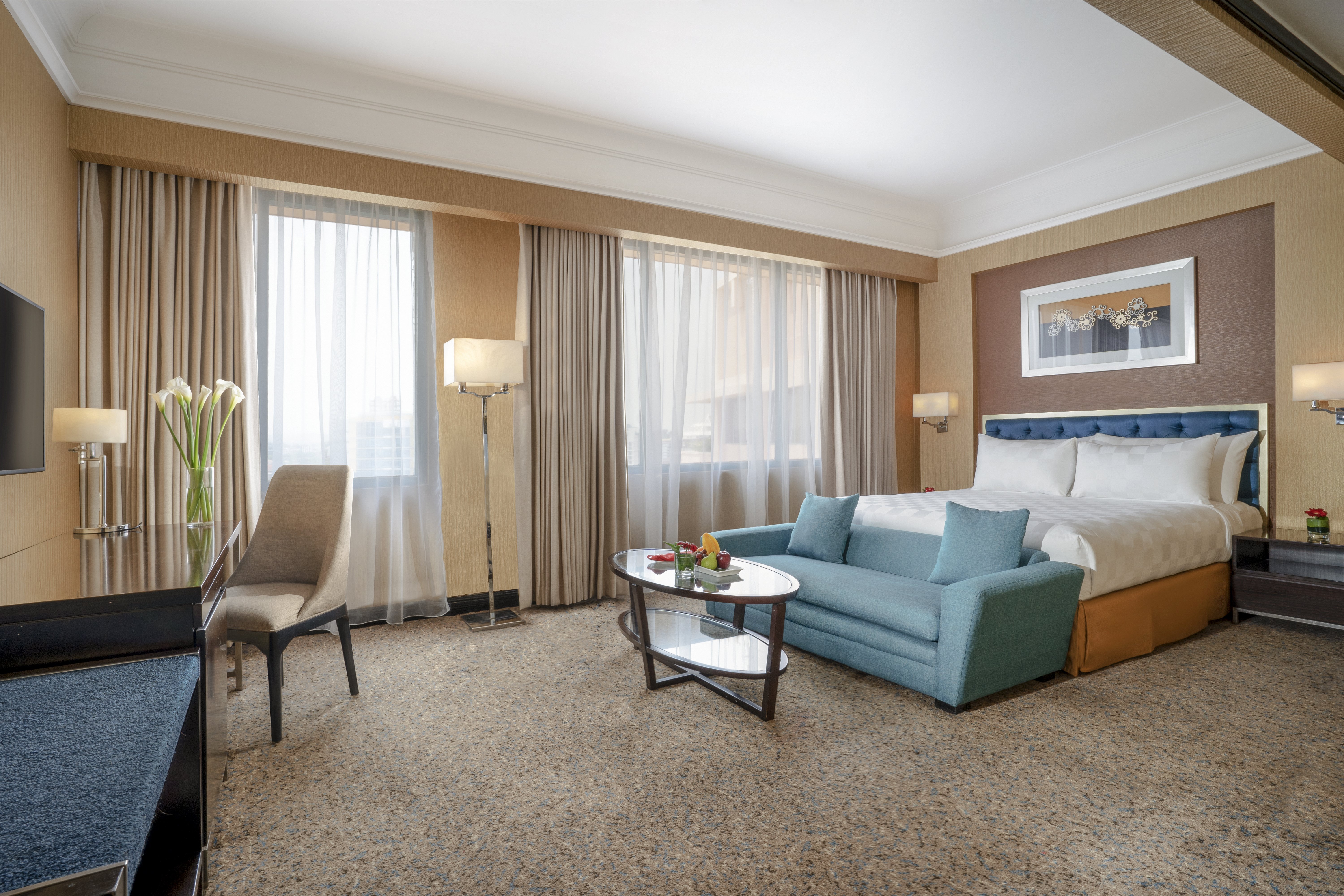 HOTEL CIPUTRA SEMARANG-guestroom-Executive.jpg