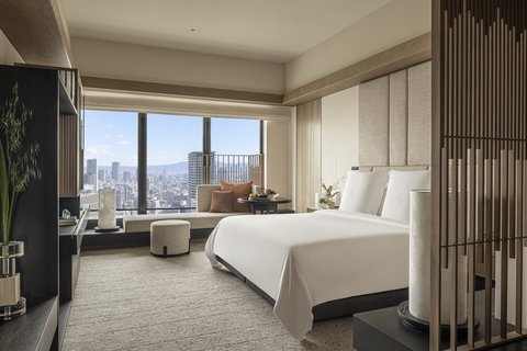 FOUR SEASONS HOTEL OSAKA - Photo 36