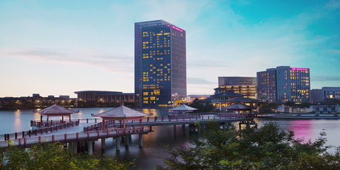 Hotel Feature