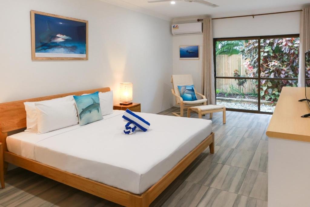 BIRCH RESORT PORT DOUGLAS-guestroom-Guest Room.jpg