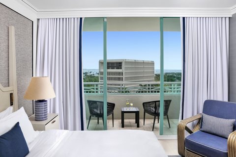 THE RITZ-CARLTON COCONUT GROVE MIAMI - Photo 29