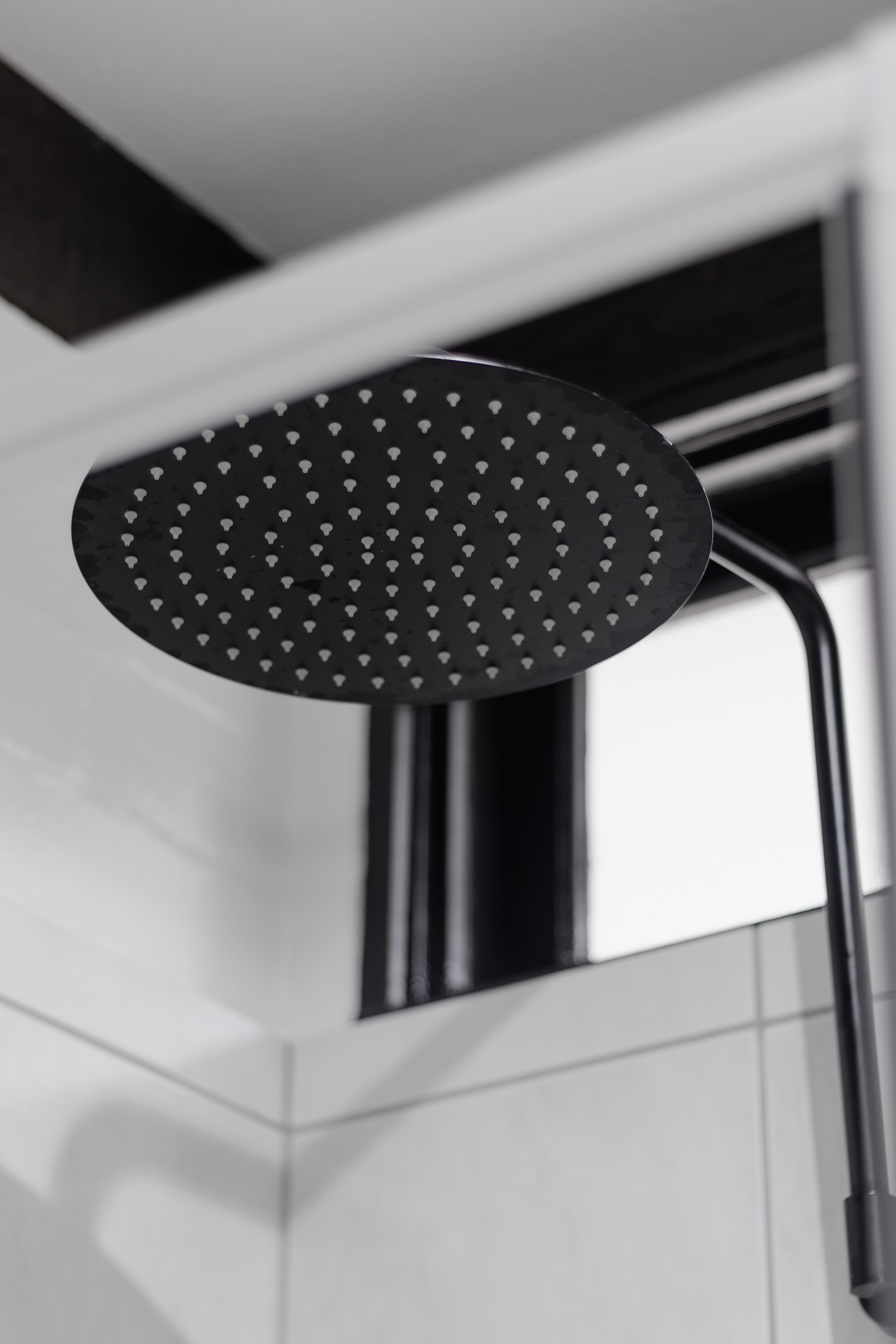 M Hotel-guestroom-Shower.jpg