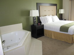  - Holiday Inn Express Mayport Atlantic Beach