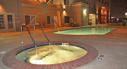 - Holiday Inn Express Central Bakersfield