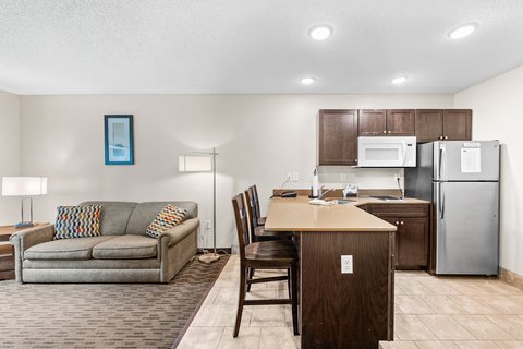 King one bedroom kitchenette