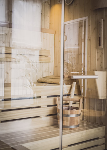 HENRI Metropolitan House Dusseldorf Sauna