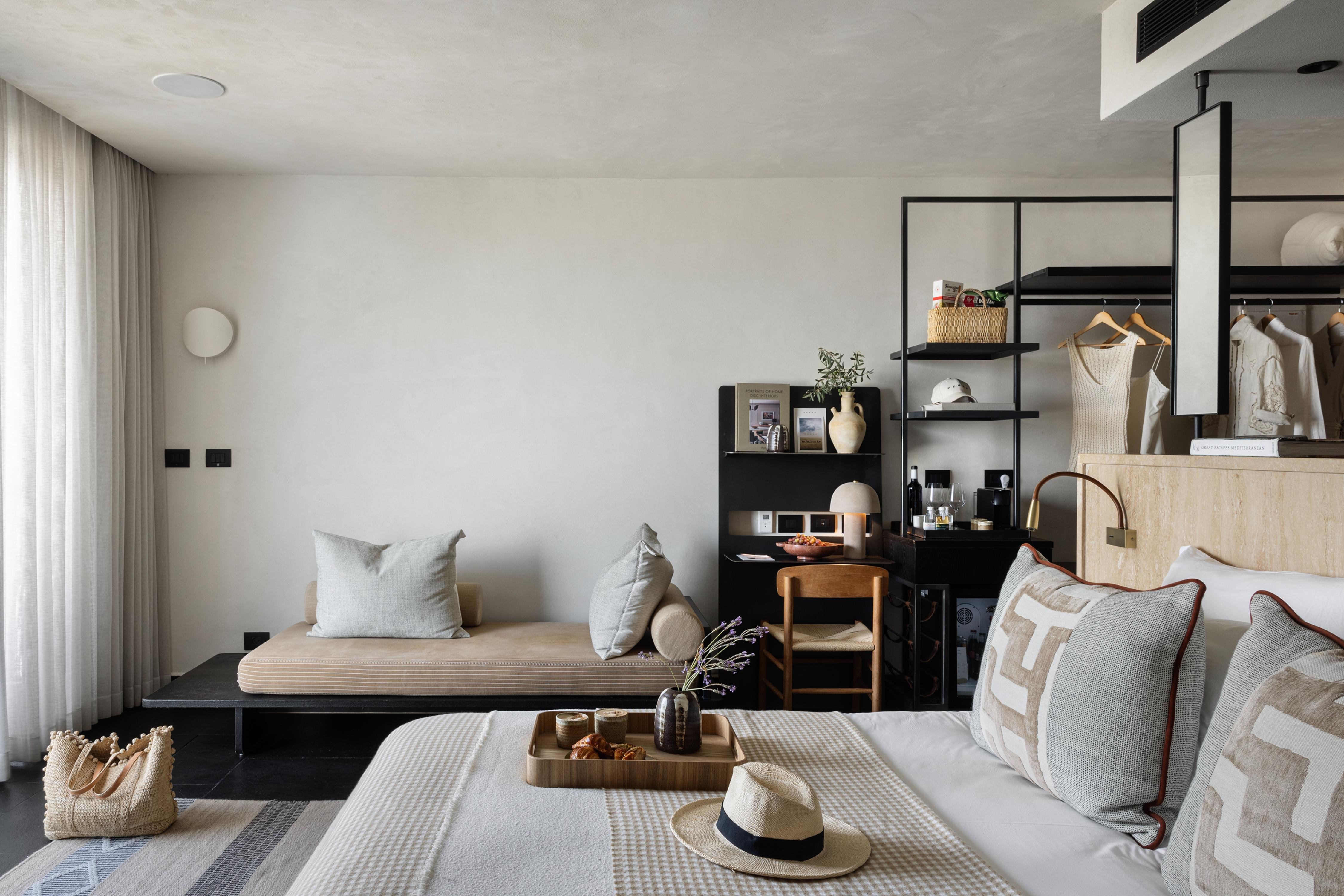 PEREH RESORT-guestroom-GARDEN ROOM.jpg