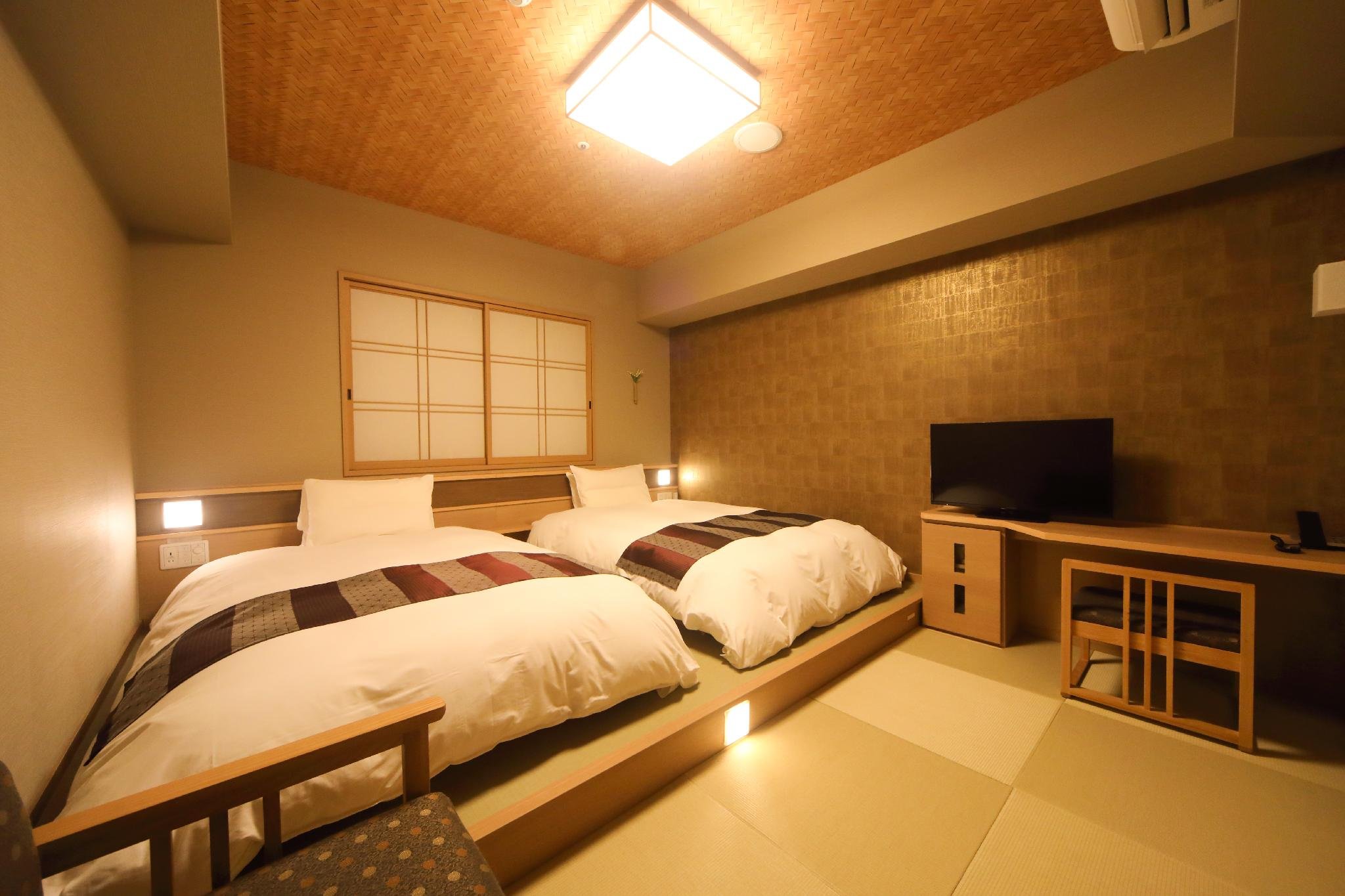 Onyado Nono Namba-guestroom-MODERATE TWIN ROOM.jpg