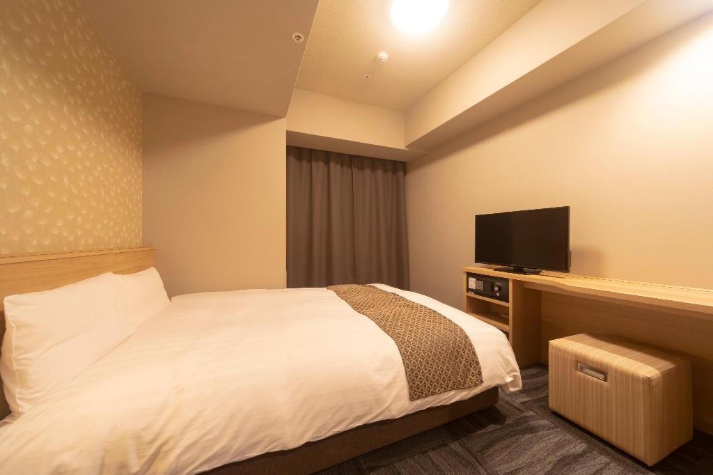 Dormy Inn Premium Namba Annex-guestroom-DOUBLE ROOM.jpg