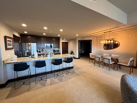 WC 405 Dining room