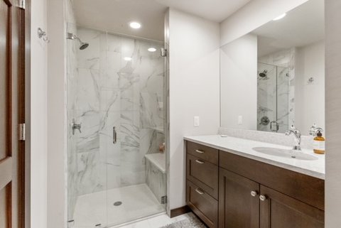 WC 108 BR