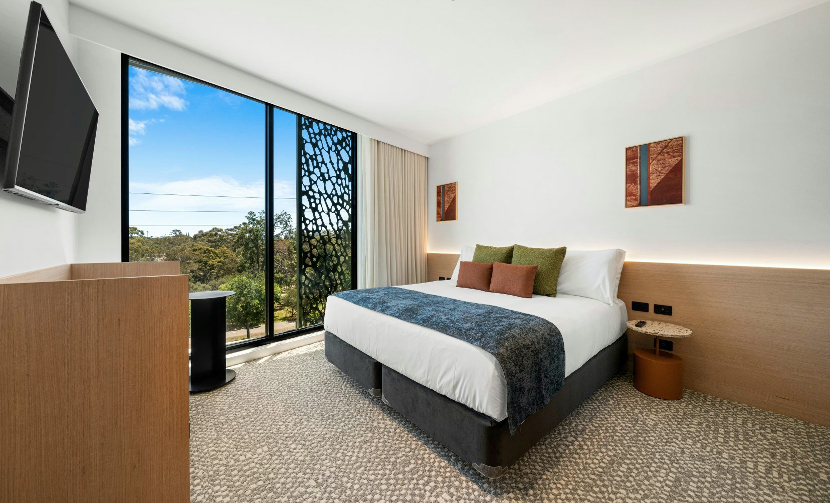 Urban Rest Hackney Hotel-guestroom-Accessible Room with Parking.jpg
