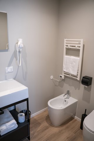 Comfort Room Bathroom