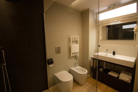 Superior Apartment Bathroom
