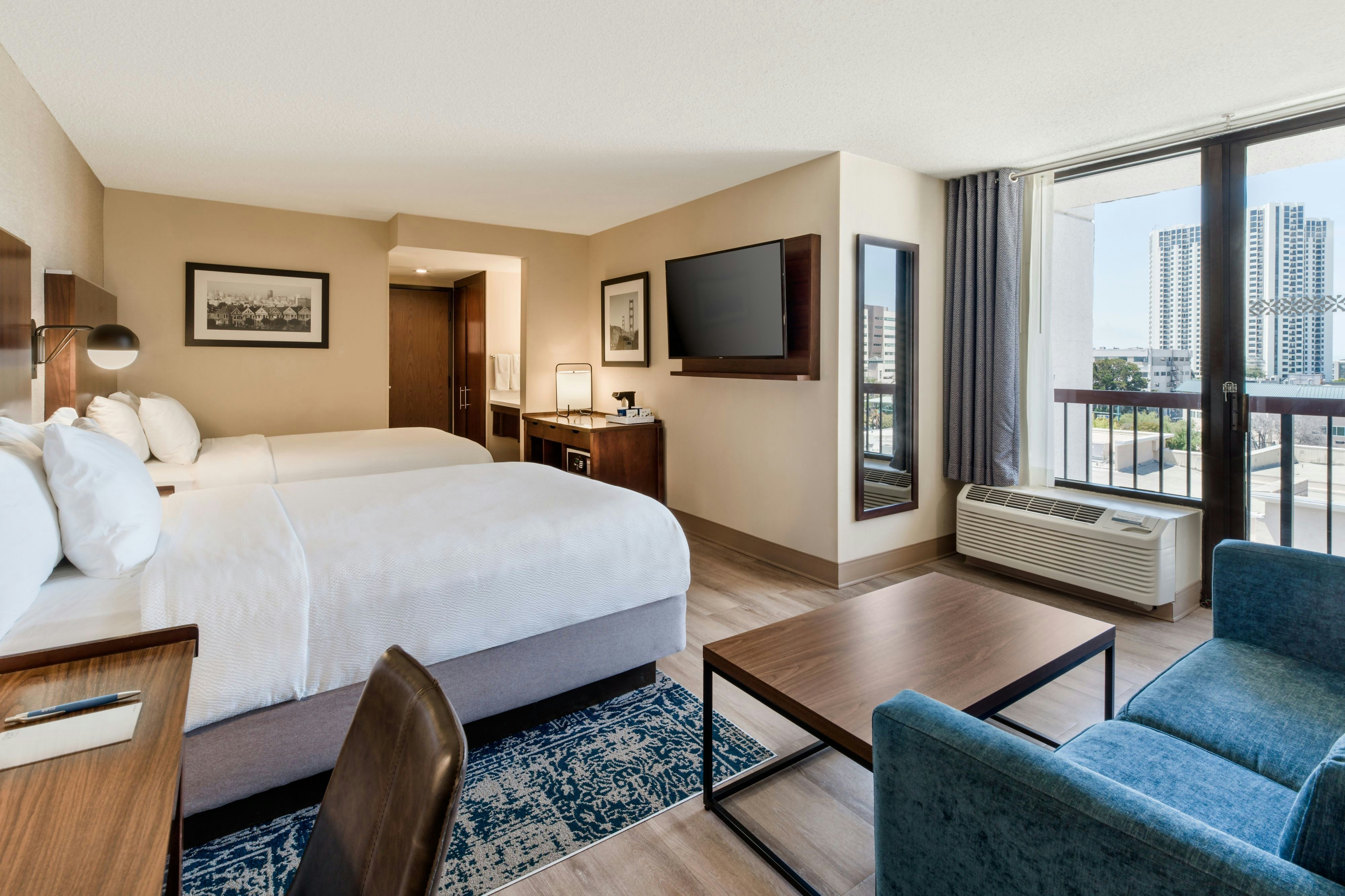 Four Points by Sheraton San Francisco Bay Bridge-guestroom-Deluxe Guest room.jpg