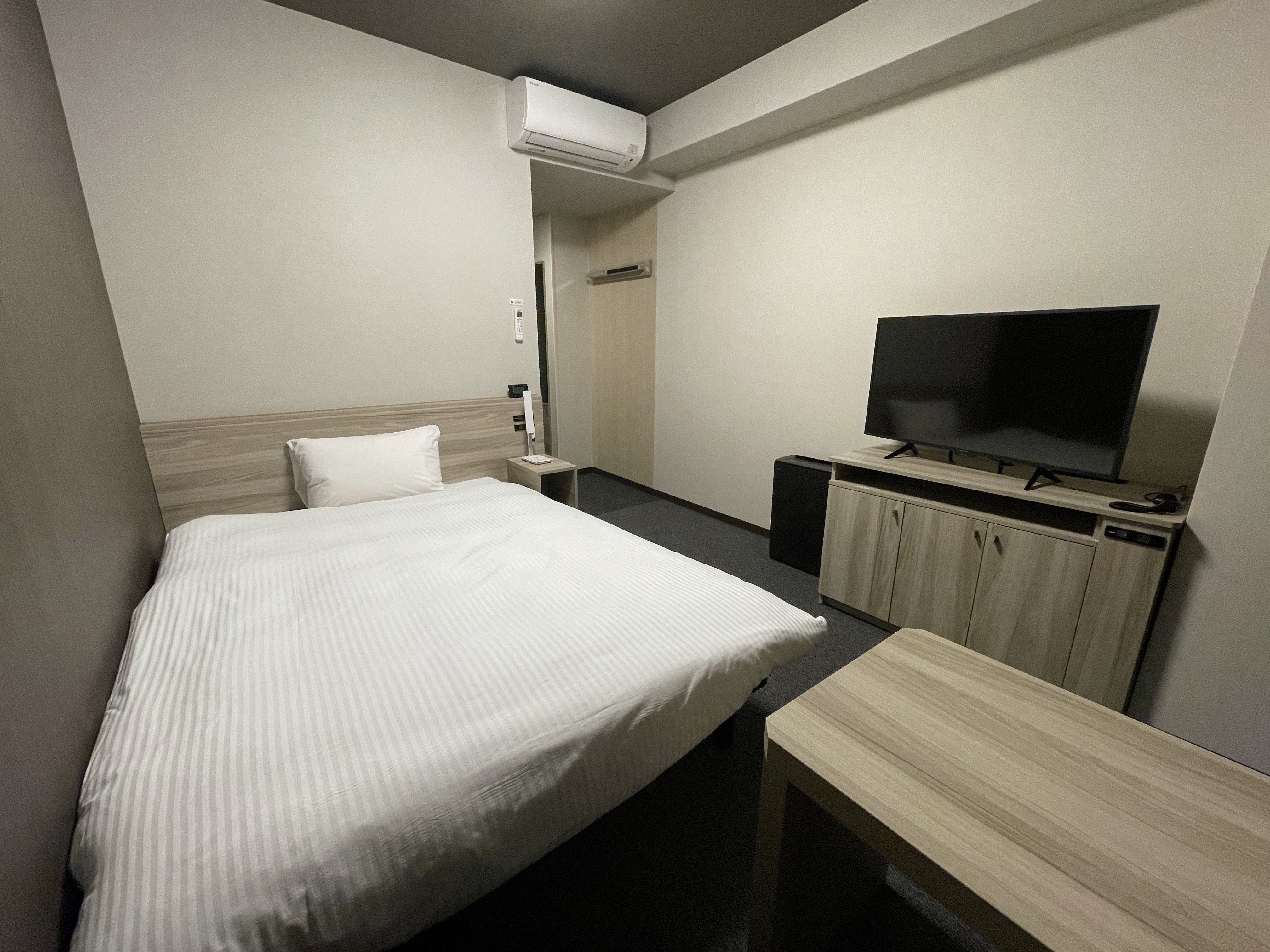 Routeinn Kyoto Maizuru-guestroom-room.jpg