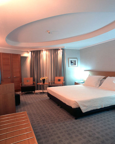 Guest Room 2