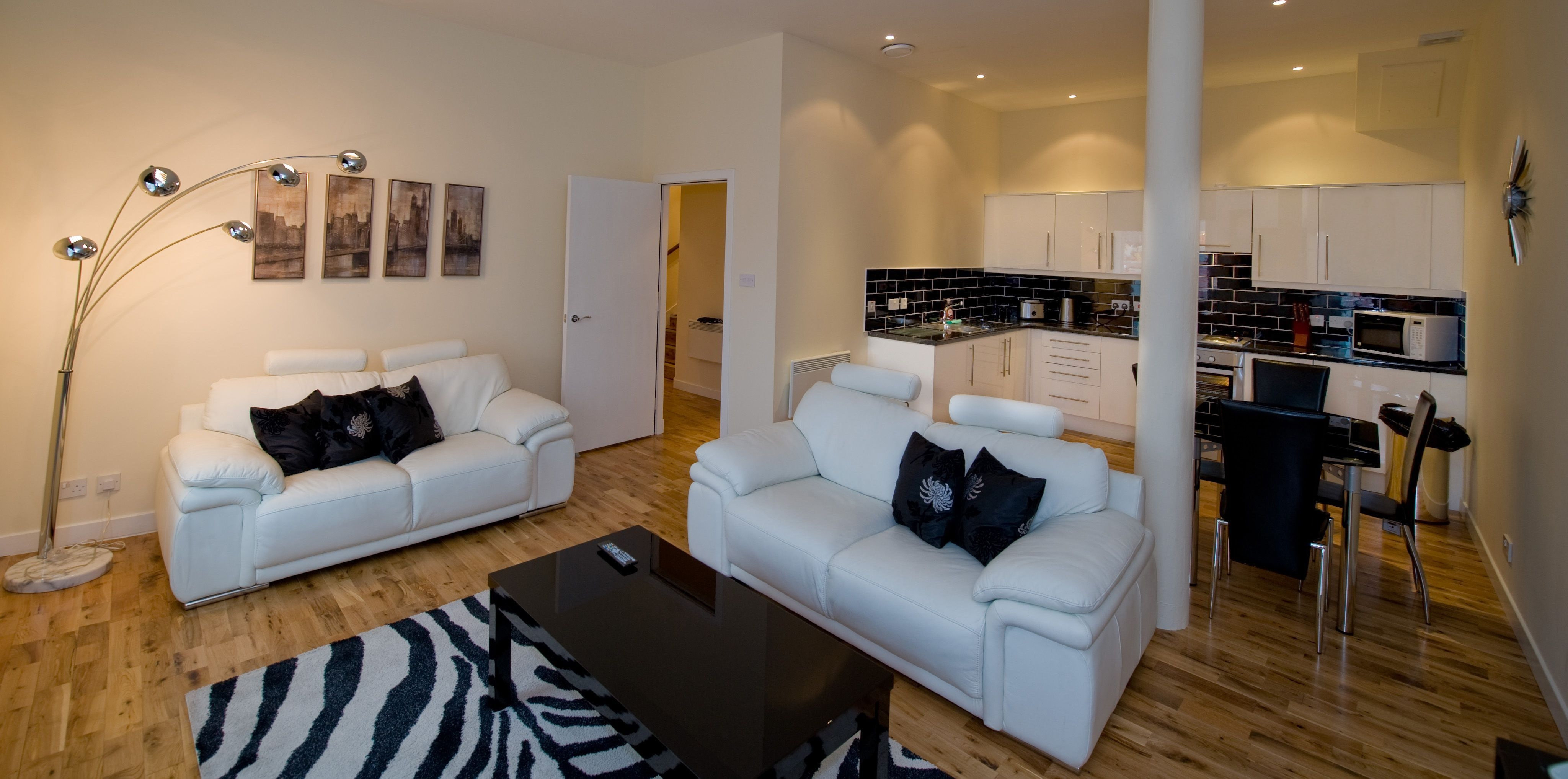 Aberdeen Douglas-guestroom-Trinity Quay Apartments Living Room.jpg