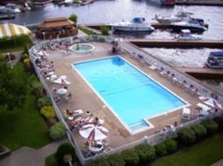  - Riveredge Resort Hotel Alexandria Bay