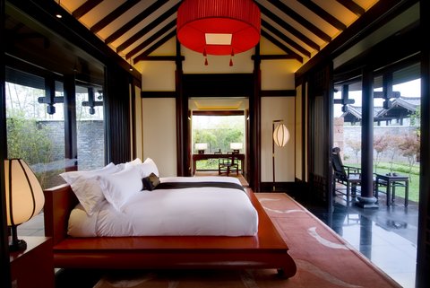 BANYAN TREE LIJIANG - Photo 9