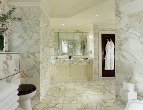 THE DORCHESTER HOTEL - Photo 44