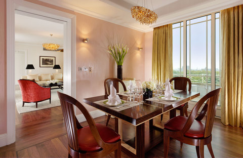 THE DORCHESTER HOTEL - Photo 15