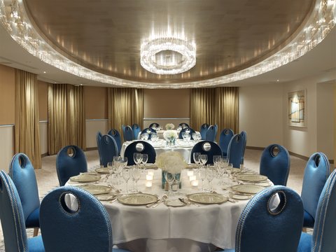THE DORCHESTER HOTEL - Photo 19